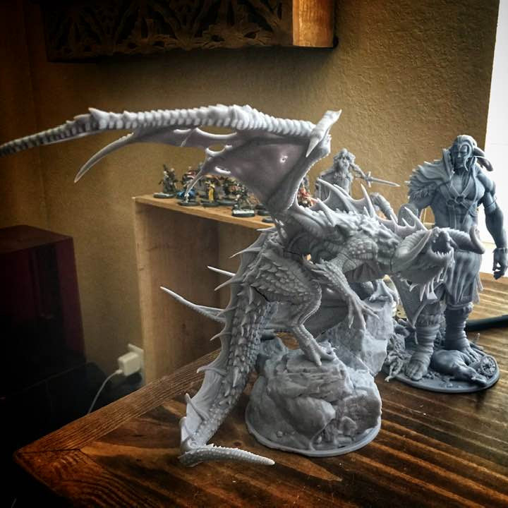 Dark Dragon - Roaring (100mm Base)