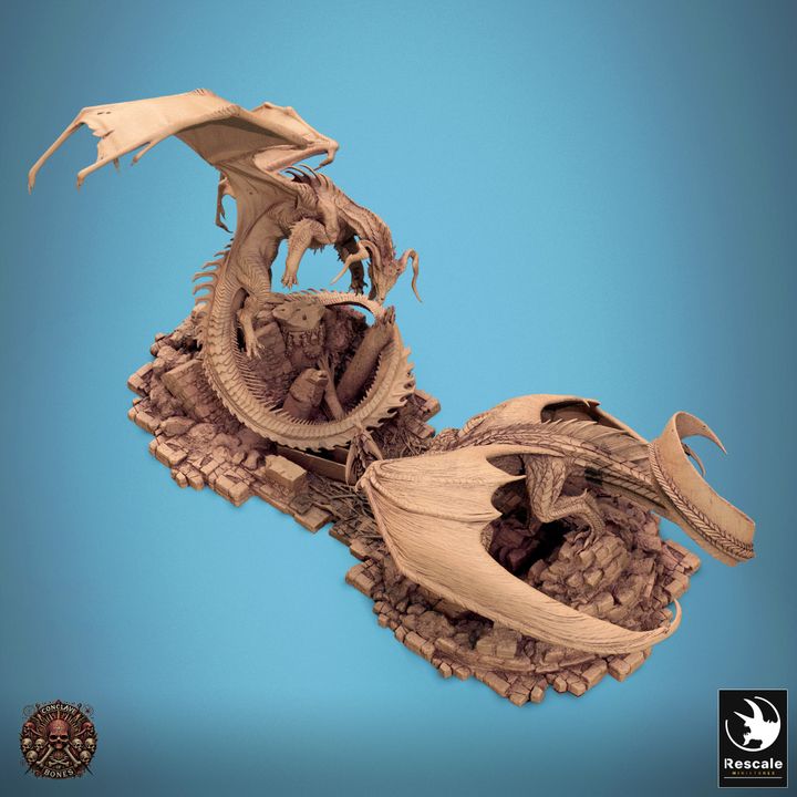 Chromatic Black Dragon VS Metallic Silver Dragon - Clash (125mm Base)