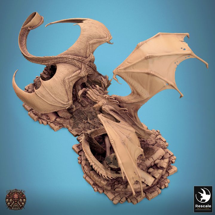 Chromatic Black Dragon VS Metallic Silver Dragon - Clash (125mm Base)