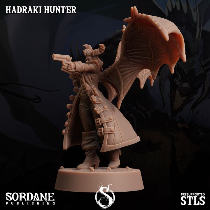 Hadraki Hunter - Posed (25mm Base)