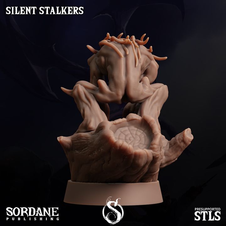 Silent Stalker - Crouching (25mm Base)