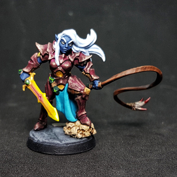Ashen Alfar Inquisitor - Dual Blades (25mm Base)