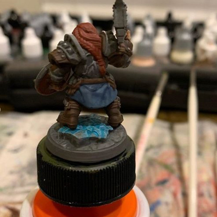 Dwarven Defender - Guard (25mm Base)