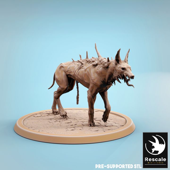 Corrupted Hound - Standing (32mm Base)