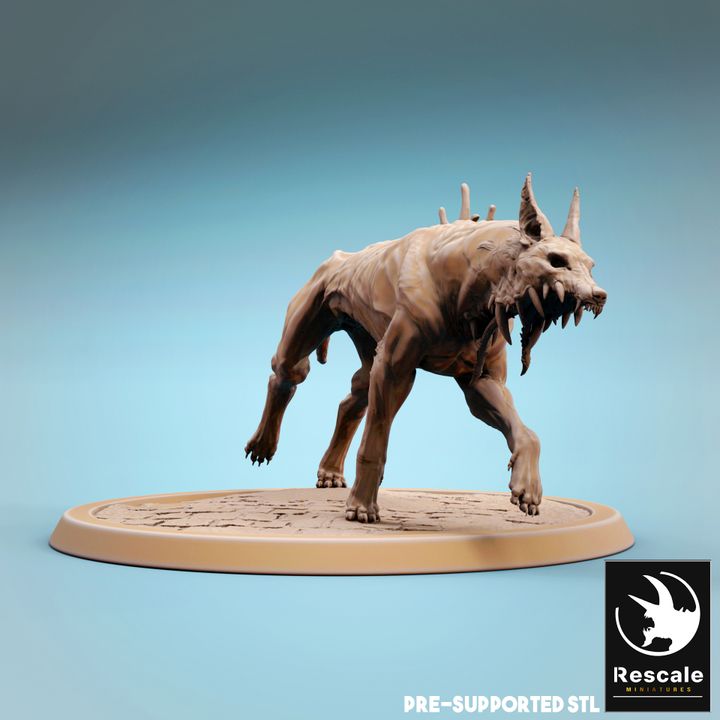 Corrupted Hound - Standing (32mm Base)