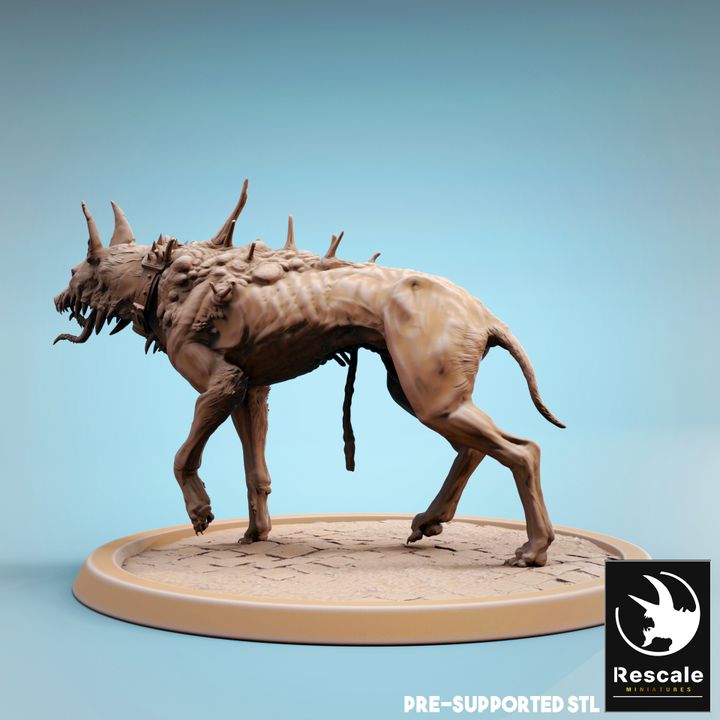 Corrupted Hound - Standing (32mm Base)