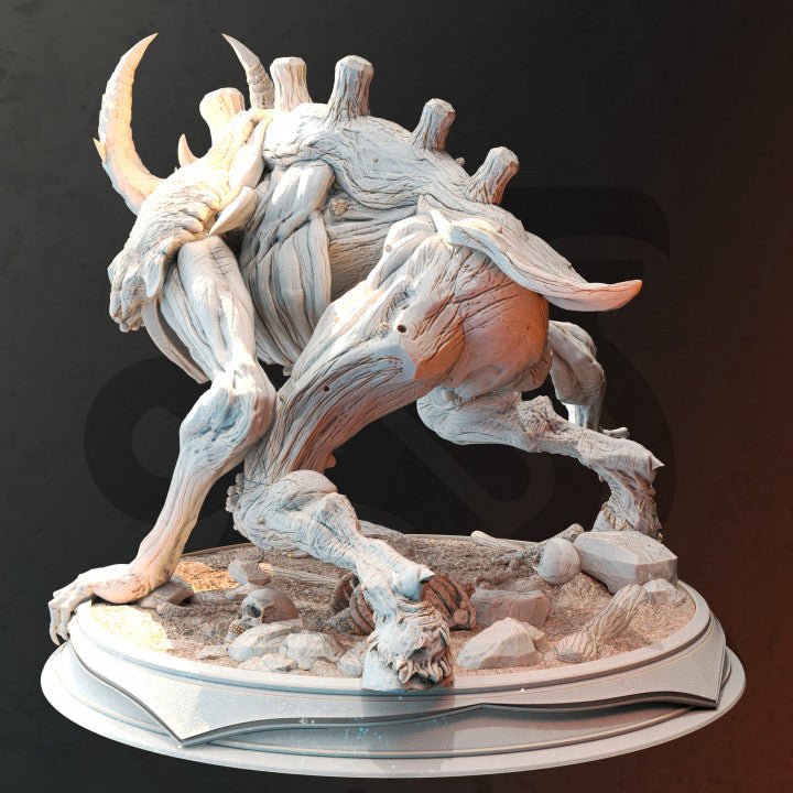 Fey Spirit Wendigo - Crouching (50mm Base)