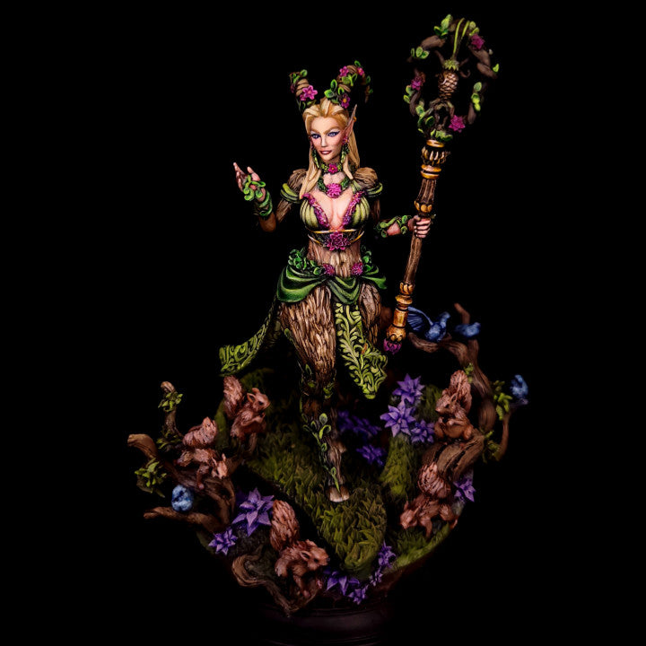 Fey-touched Faun Goddess - Regal (25mm Base)