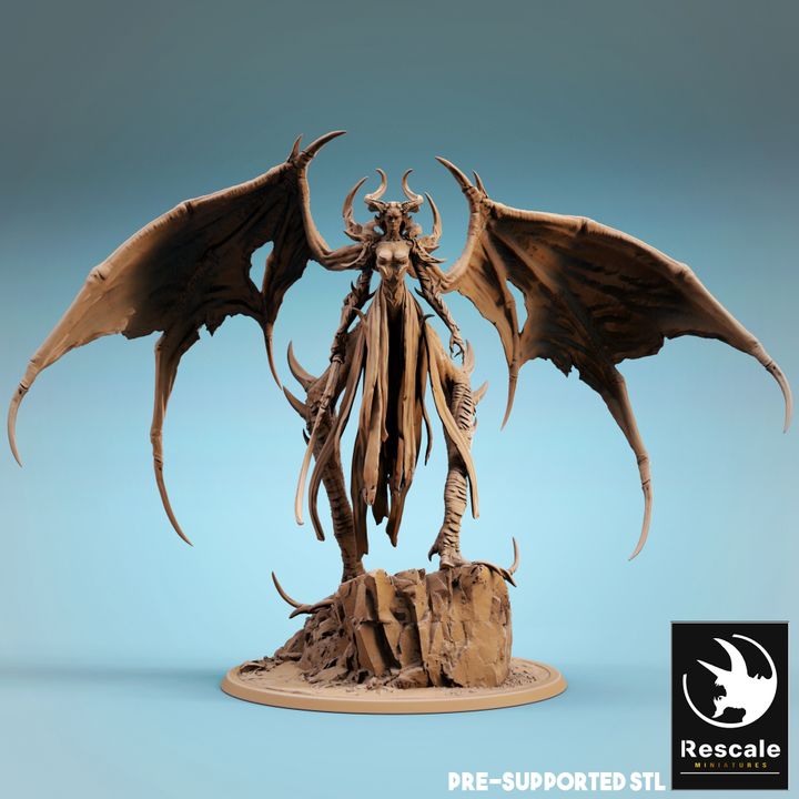 Demon Queen - Regal (100mm Base)
