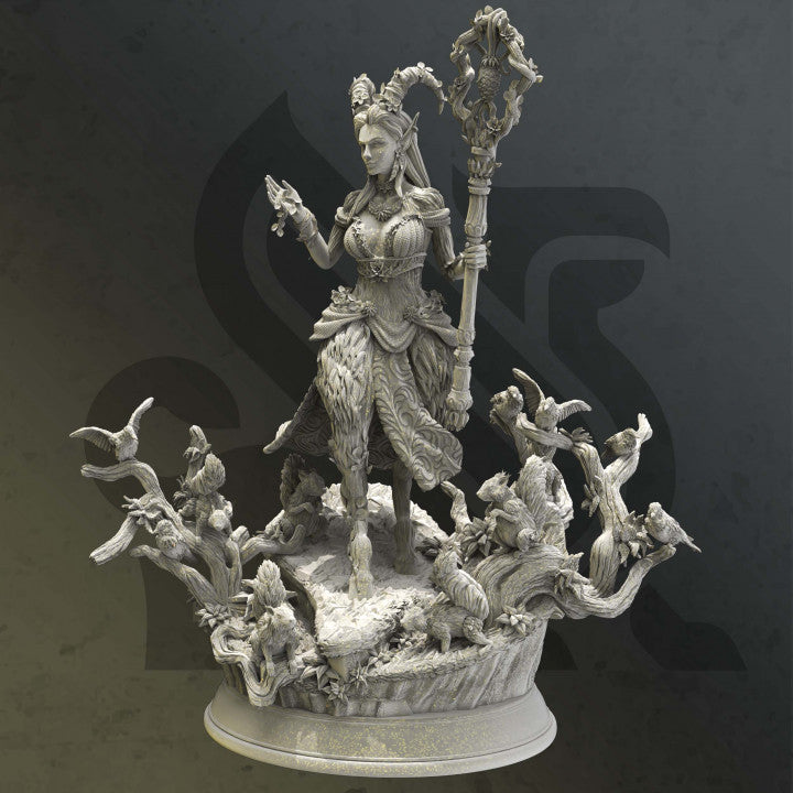 Fey-touched Faun Goddess - Regal (25mm Base)