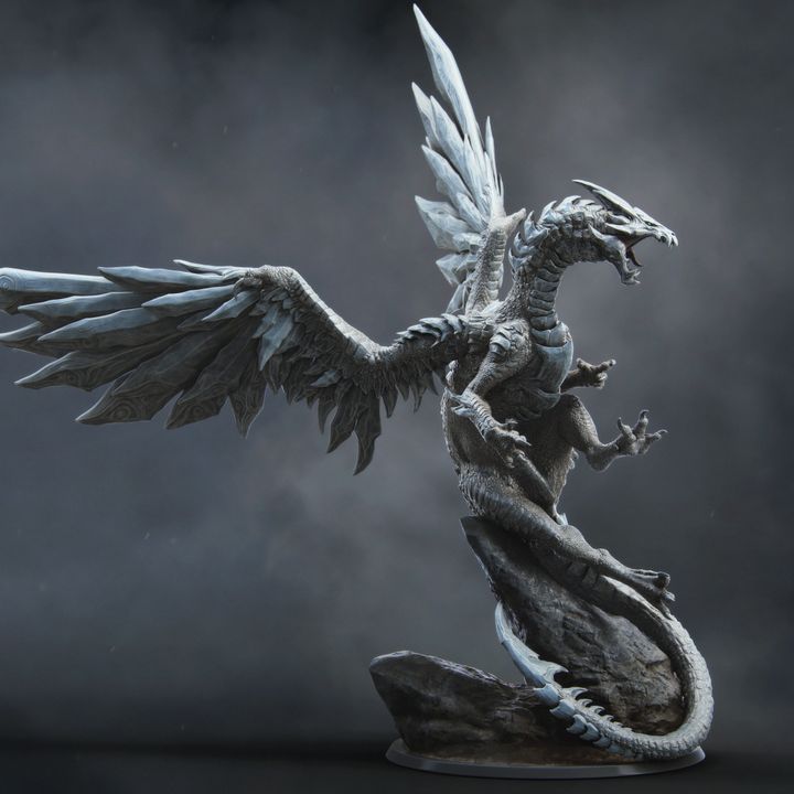 Adult Steel Dragon - Rearing (125mm Base)