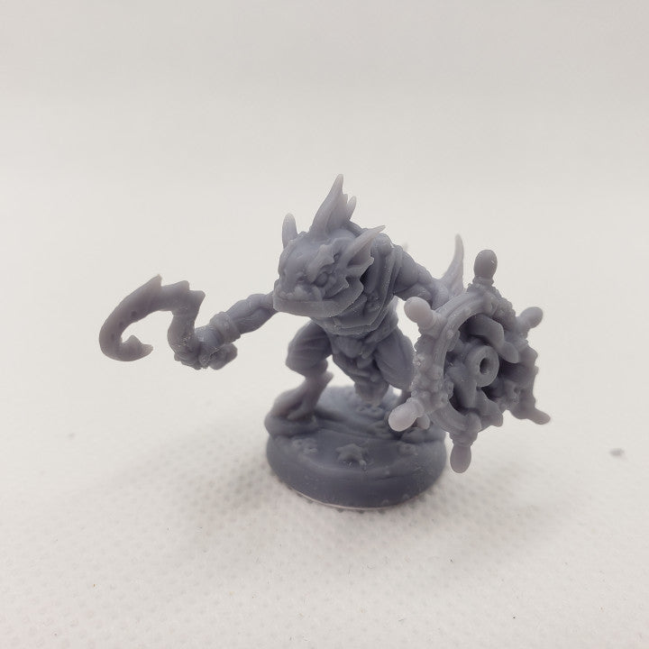 Jurakin Amphibious Warrior Rogue Fighter | Medium | Artisan Guild | D&D DnD Pathfinder Miniature