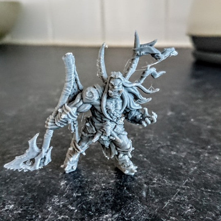 Orc Barbarian Axe Warrior | Medium | Artisan Guild | D&D DnD Pathfinder Miniature