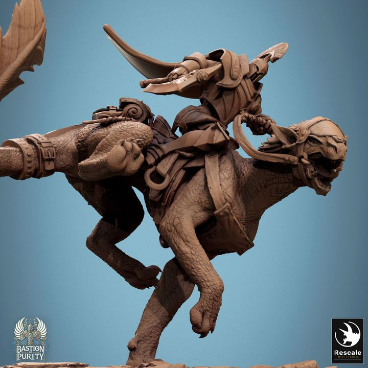 Solaris Panthera - Mounted (90mm Base)
