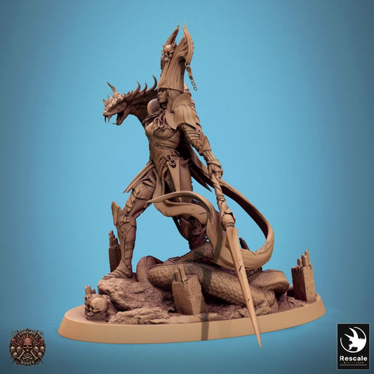 Queen Sanake - Commanding (60mm Base)