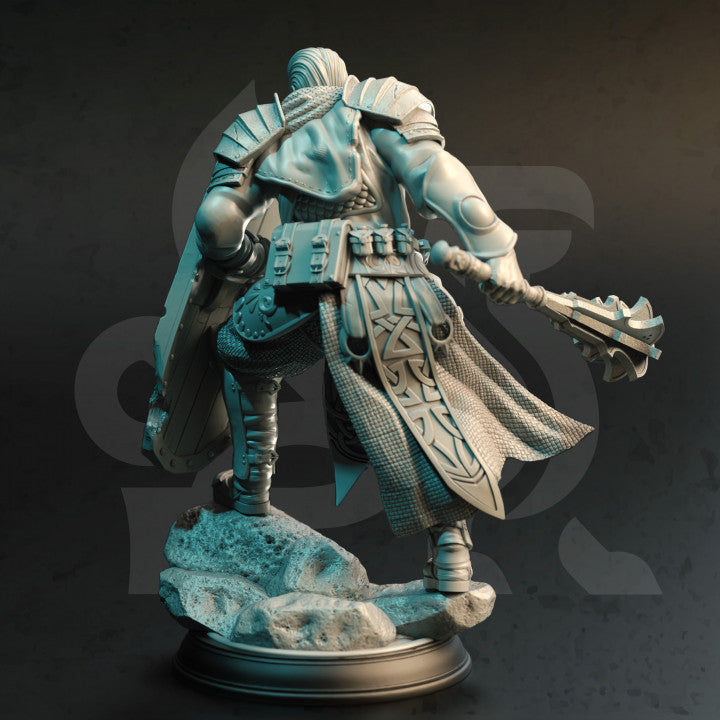 Twin Sun Cleric - Shielded (25mm Base)