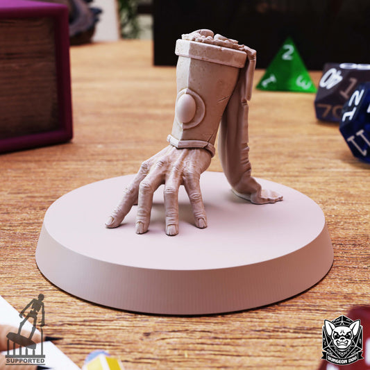 Crawling Claw - Crouched (25mm Base)