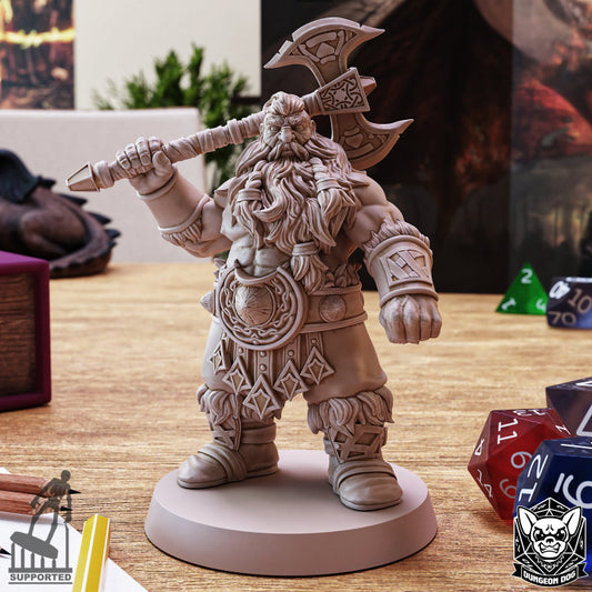 Dwarf Barbarian - Standing (25mm Base)