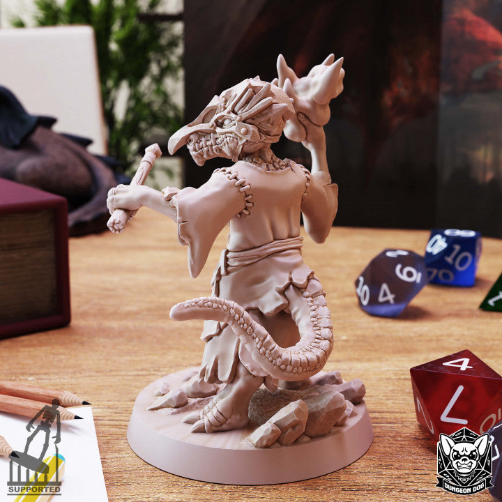 Kobold Wizard - Casting (25mm Base)