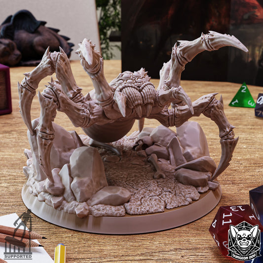Giant Spider - Lurking (50mm Base)