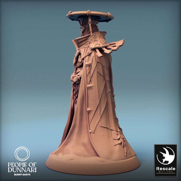 Sun Priest Cleric Celestials Light Magic | Medium | Rescale Miniatures | D&D DnD Pathfinder Miniature