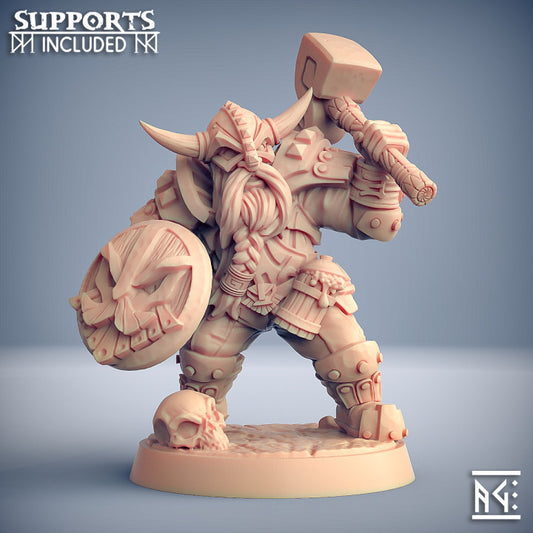 Dwarven Defender - Guard (25mm Base)