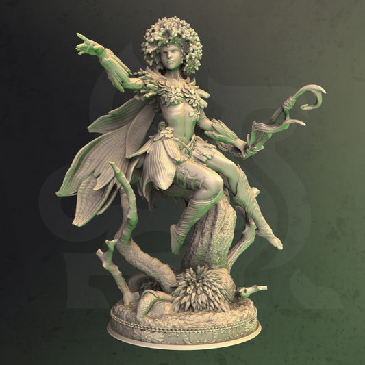 Forest Dryad - Elenil (25mm Base)