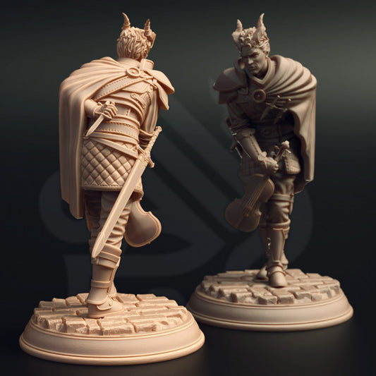 Tiefling Bard Fighter - Eramis (25mm Base)