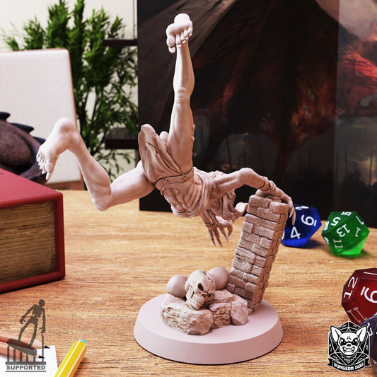 Ghoul - Leaping (25mm Base)