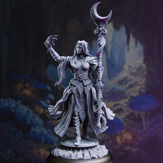 Drow High Priestess - Casting (25mm Base)