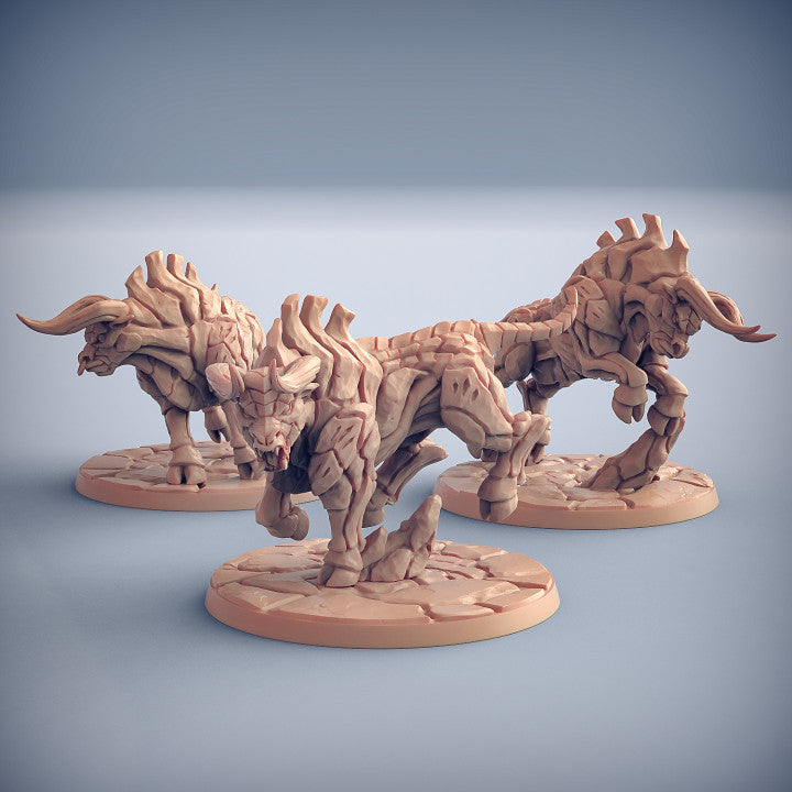 Dumloktaur Rider Charge Warrior Monstrosities | Large | Artisan Guild | D&D DnD Pathfinder Miniature