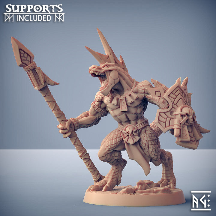 Guerrero Hombre Lagarto Fauces Doradas - Con escudo (Peana de 25 mm)