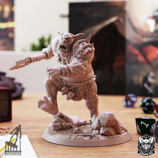 Ogre - Striking (50mm Base)