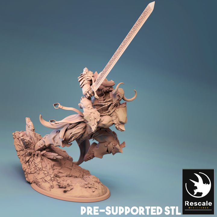 Storm Giant - Charging (100mm Base)