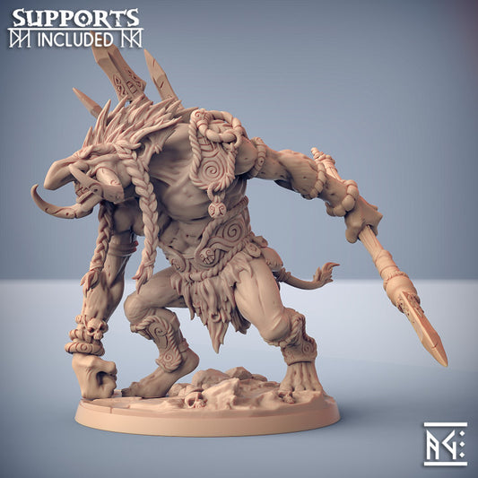 Svartwood Troll Hunter - Stance (50mm Base)